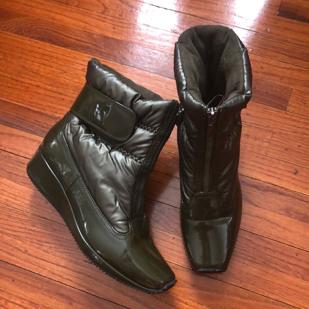 Antia green insulated boots size 8